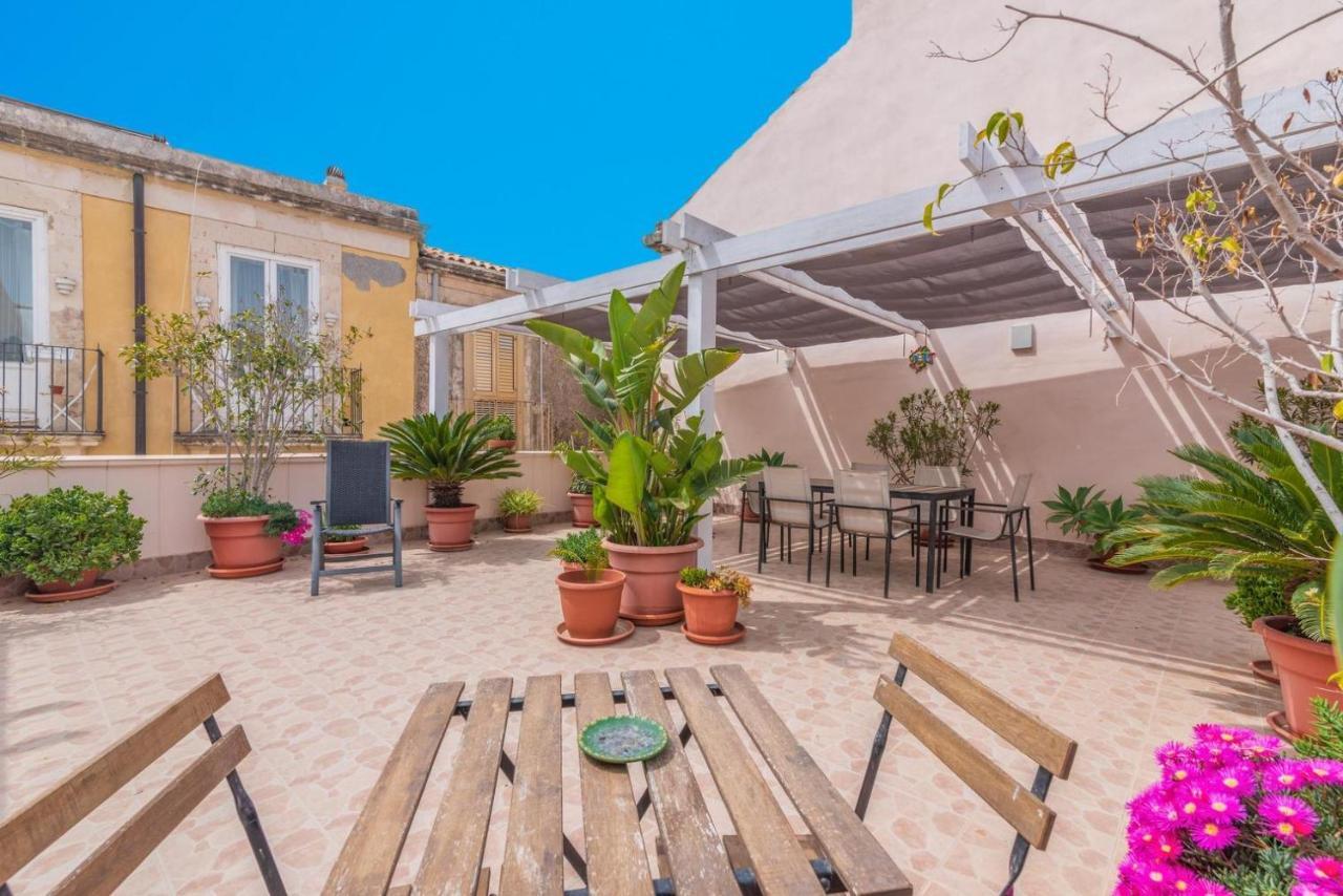 סירקוזה Il Riad Del Capitano מראה חיצוני תמונה